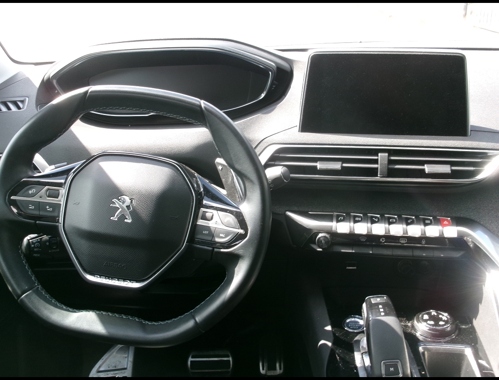 Peugeot 3008 - BHDI 130 CROSSWAY EAT8