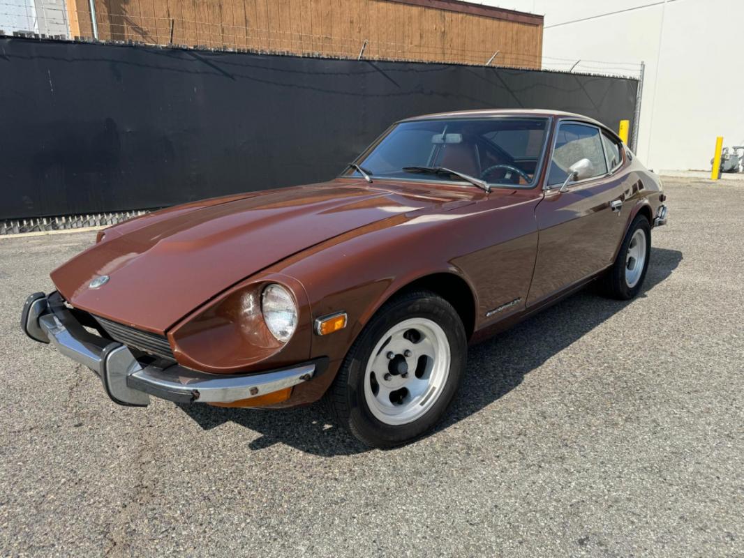 Datsun 240 z - 2.4 150ch marron 1973