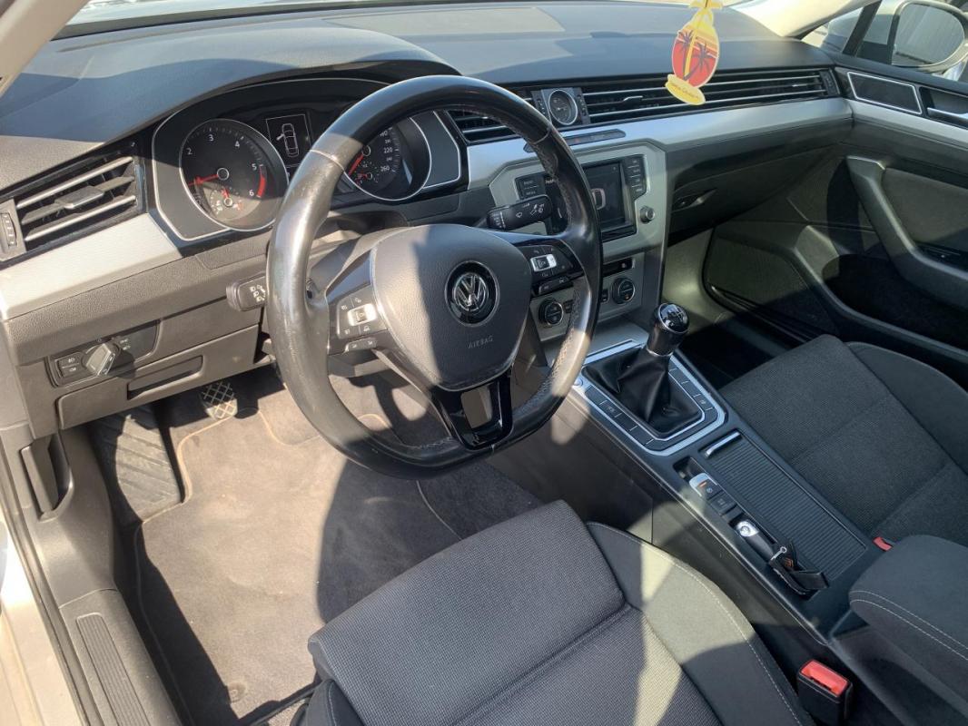 Volkswagen Passat - 1.6 TDI BlueMotion 120 CH Connect - GARANTIE 6 MOIS