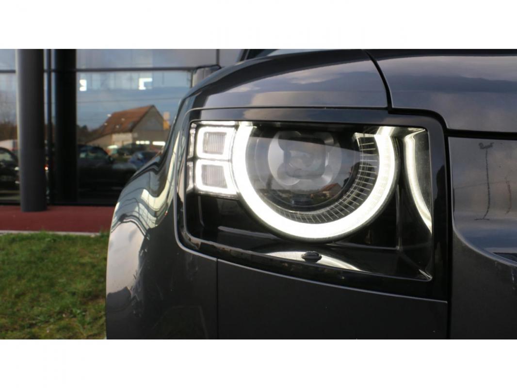 Land Rover Defender - 110 2.0 P300e - BVA II STATION WAGON X-Dynamic HSE