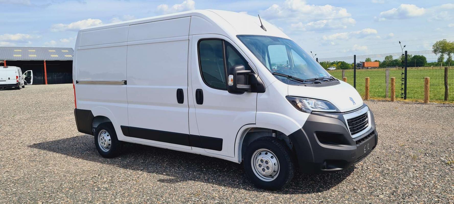 Peugeot Boxer - FOURGON TOLE 3.0 T L2H2 BLUEHDI 120 S&S BVM6