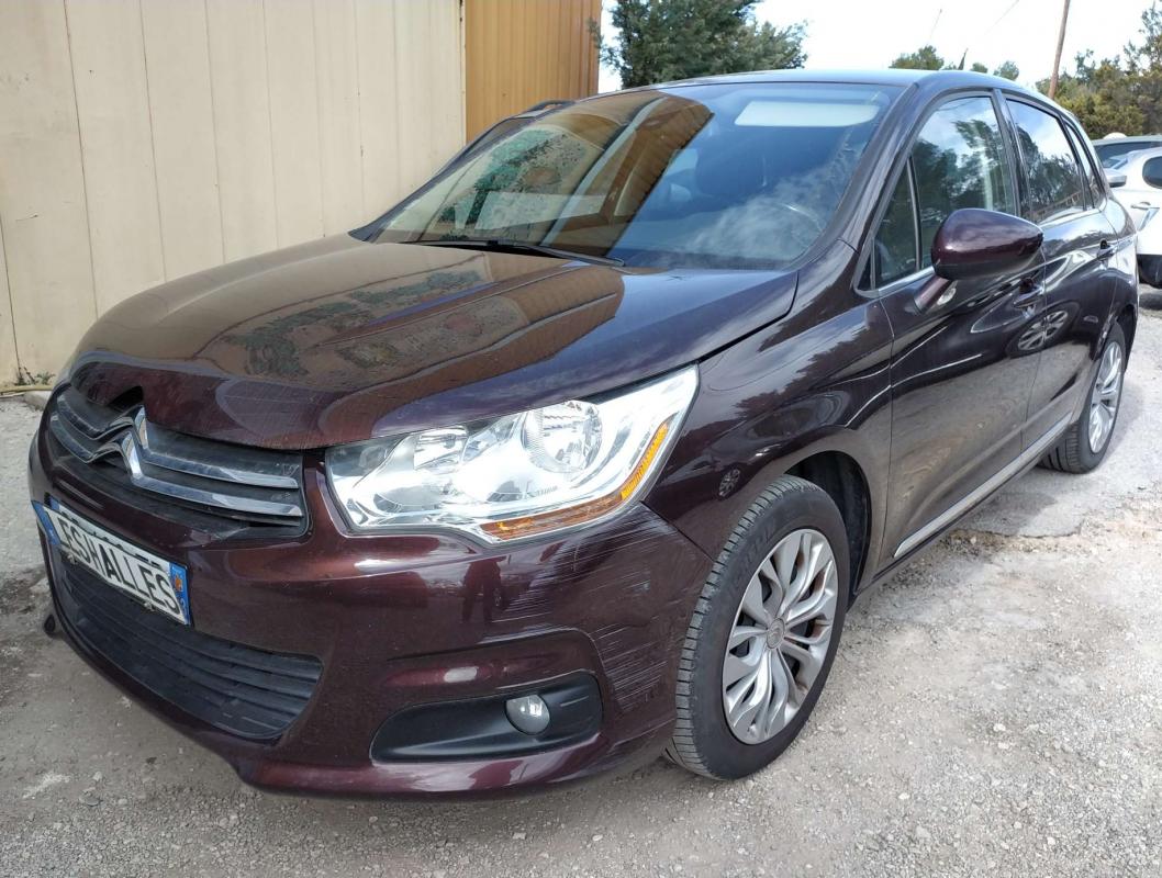 Citroën C4 1,6 VTI 120CV CONFORT